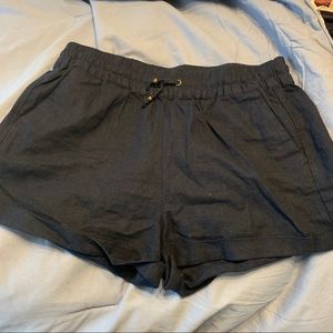 Linen Navy shorts